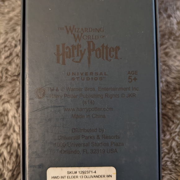 Wizarding World of Harry Potter Ollivanders Wand - Official Universal. - Picture 6 of 6